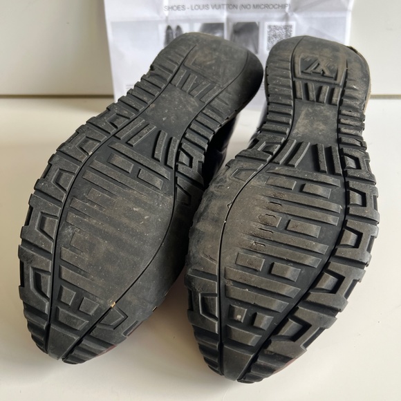 Authenticated Louis Vuitton Burgundy Suede Run Away Sneakers Men's Size 8/US 9 - Picture 15 of 16